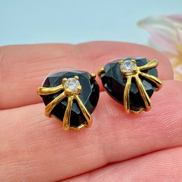 SETA Black Faceted Heart Earrings Gold Tone Cage Rhinestone Studs Gift Signed - Picture 2 of 11
